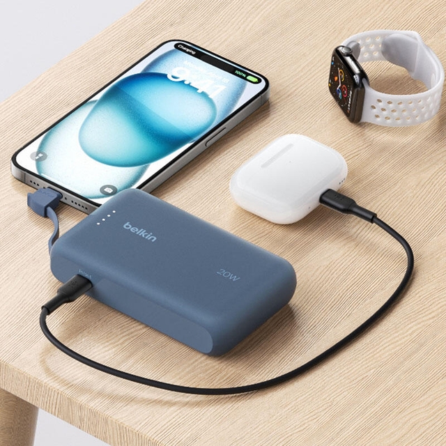 Belkin Power Bank 10000mAh With Integrated Cable BPB021HQBL Blue