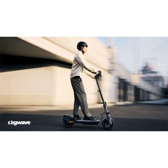Segway Ninebot KickScooter F3 Black