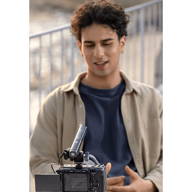 BOYA Magic 02 Transformable Al-Powered Mini Wireless Microphone combo Black