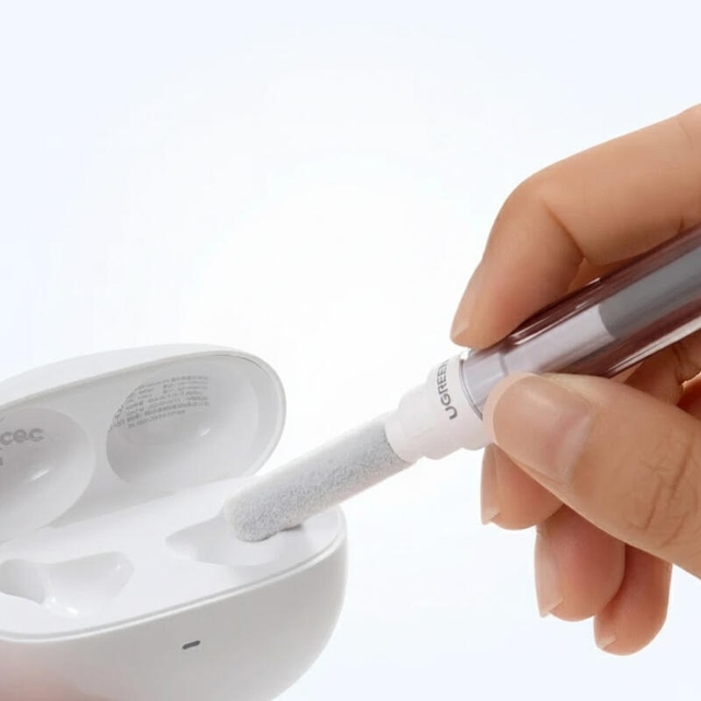 Ugreen 3-in-1 Earphone Cleaning Pen 55292