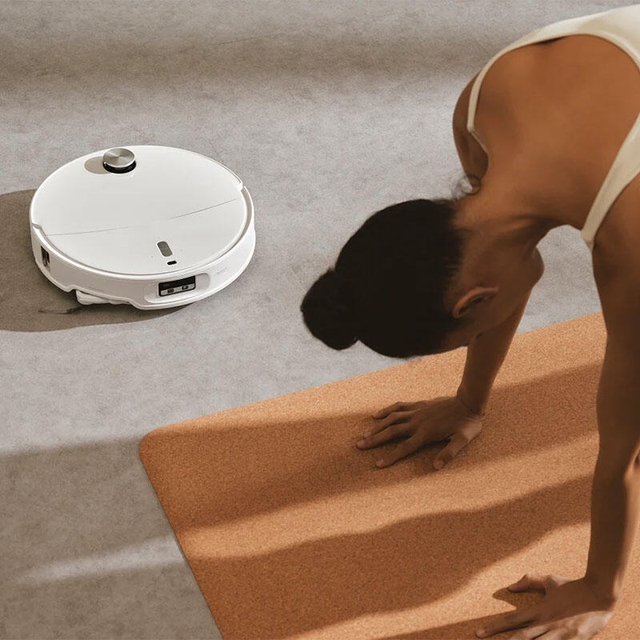 Roborock Robot Vacuum Cleaner Qrevo Curv 2 Pro White