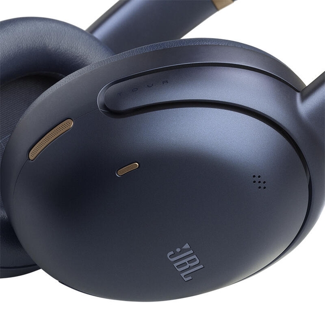 JBL Tour One M3 Blue