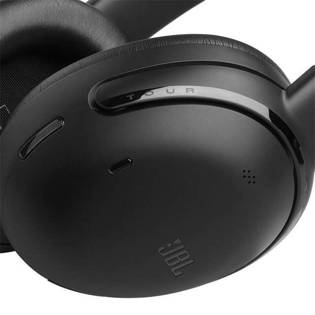 JBL Tour One M3 Black