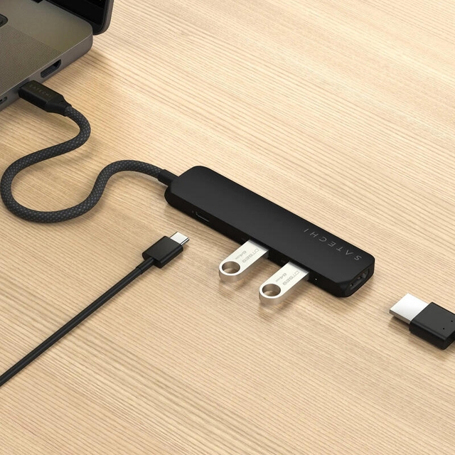 Satechi 4-in-1 USB-C Slim Multiport Adapter 4K ST-P4SK Black