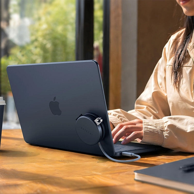 SATECHI OntheGo 5-in-1 Multiport Adapter Indigo