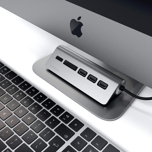 Satechi Type-C Aluminum USB 3.0 Hub & Card Reader ST-TCHCRM Space Grey