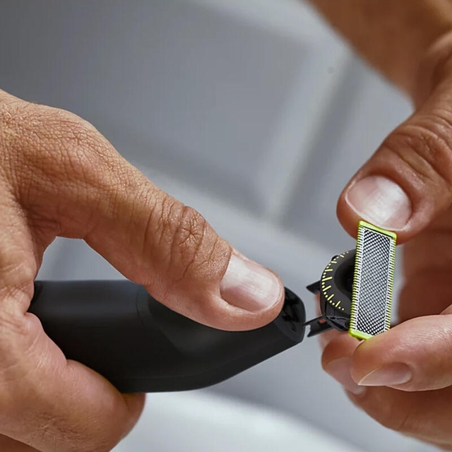 Philips OneBlade QP6532/10 Black