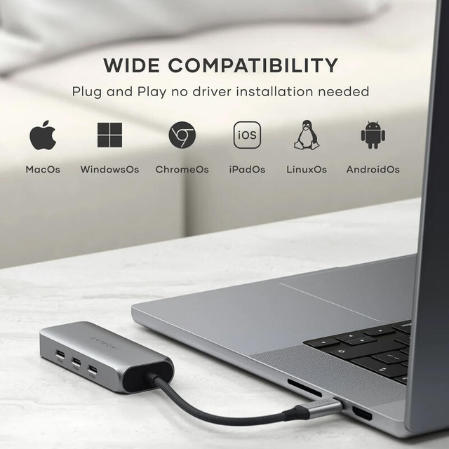 Satechi 4-in-1 USB-C Hub ST-H3C25EM Space Grey