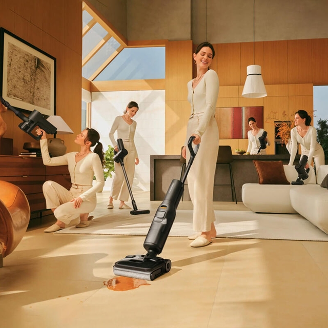 Roborock Wet and Dry Vacuum Cleaner F25 Combo Black