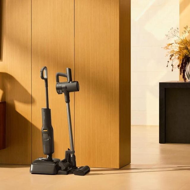 Roborock Wet and Dry Vacuum Cleaner F25 Combo Black