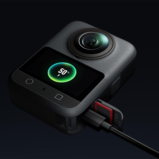 DJI Osmo 360 Standard Combo Black