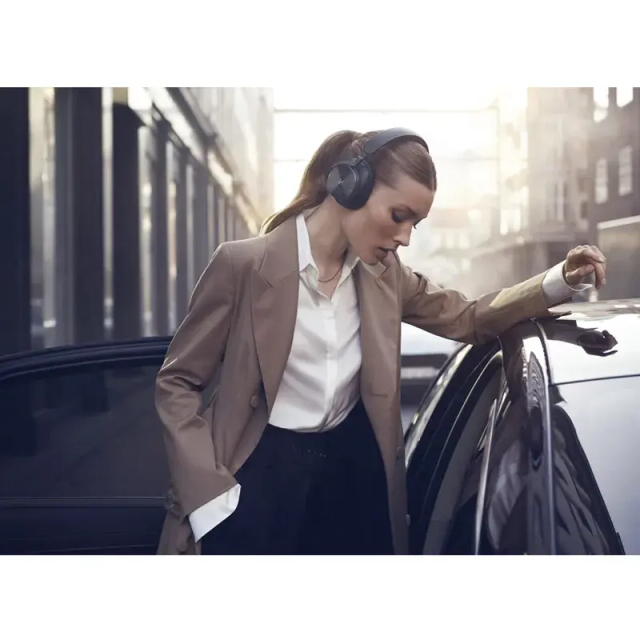 Bang & Olufsen Beoplay H95 Wireless ANC over ear headphones Black