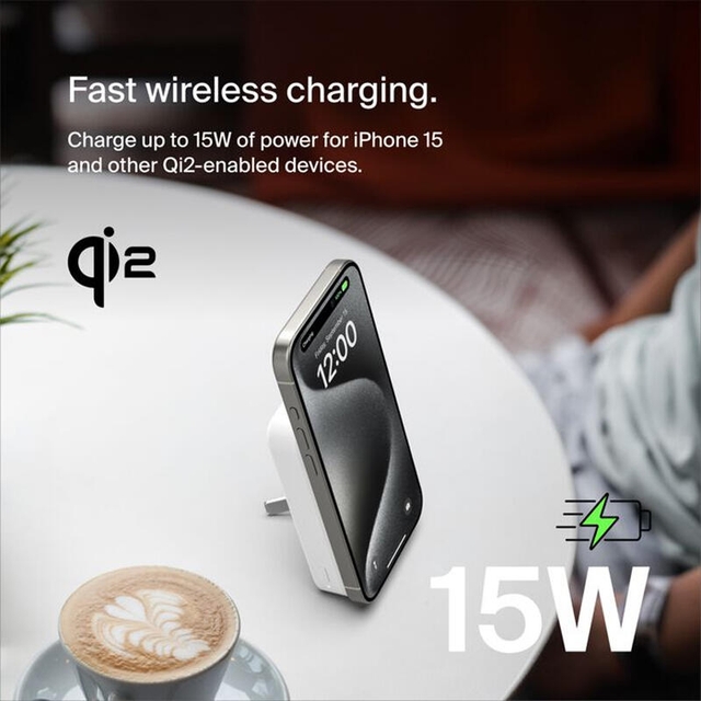 Belkin Magnetic Wireless Power Bank Qi2 15W 10000mAh With Stand BPD008BTWH White
