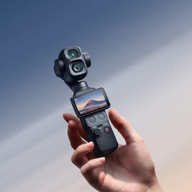 DJI Osmo Pocket 4P Standard Combo Black